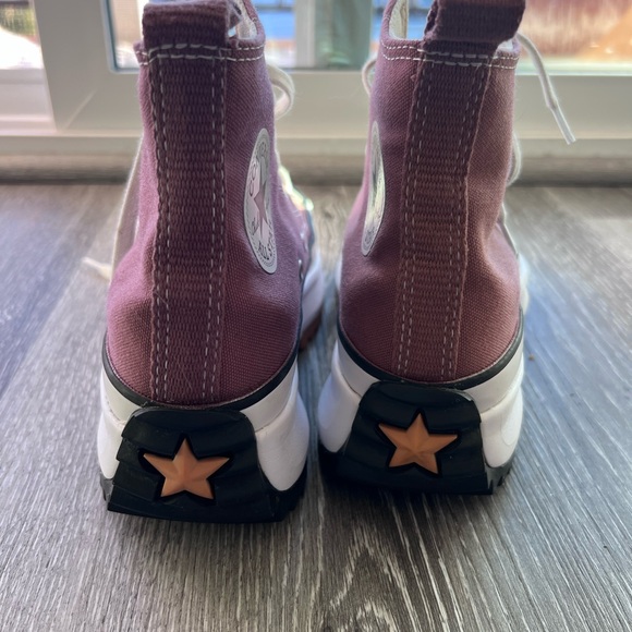 Converse Women's High-Top Sneakers in Maroon and White Size 6.5 - Picture 6 of 6